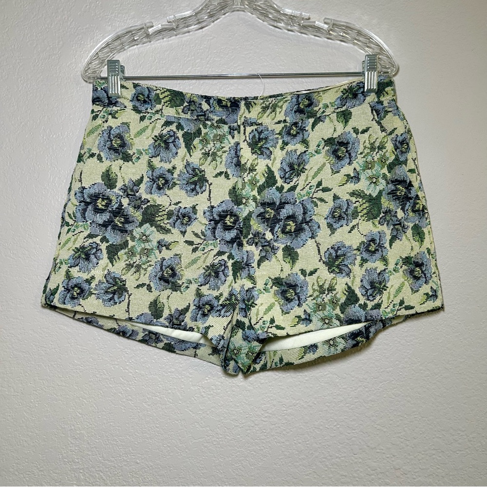 Altar'd‎ State Floral Blue Green Women’s Shorts Tapestry Artsy renaissance boho